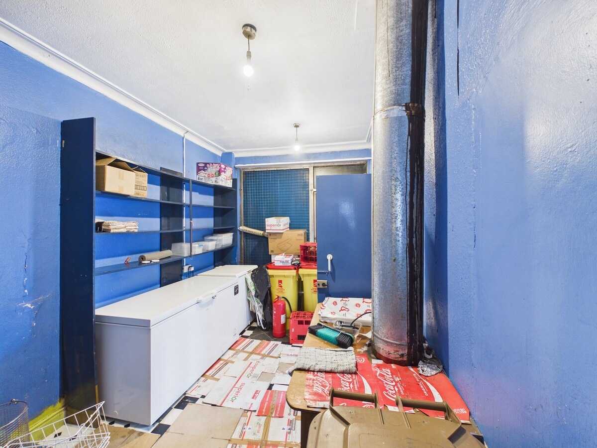 7-28 Crieff Rd, Perth, PKN PH1 5AG - Unidad 22-24 -  - Foto del interior - Image 2 of 4