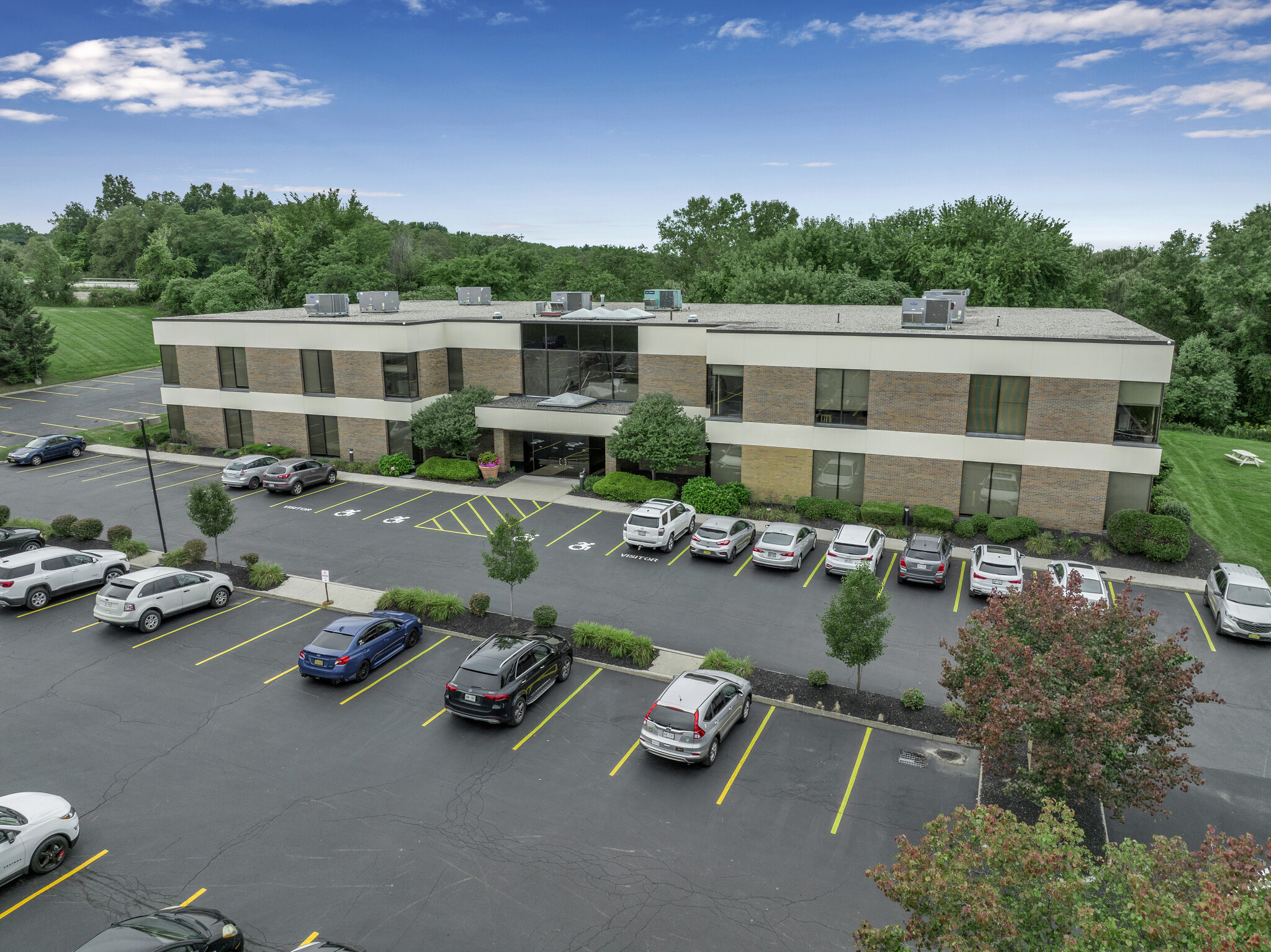 600 Willowbrook Office Park, Fairport, NY en alquiler Foto del edificio- Imagen 1 de 10