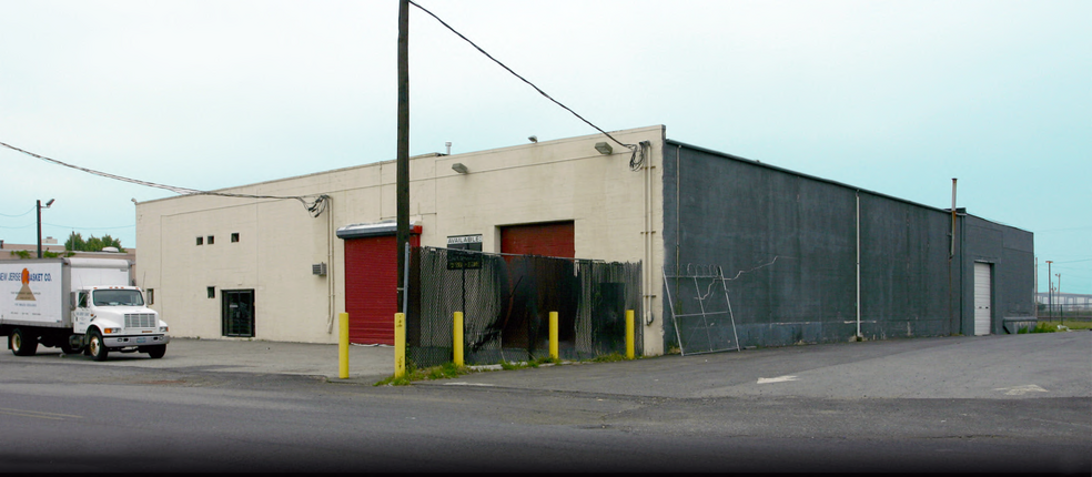 900 Castle Rd, Secaucus, NJ en alquiler - Foto del edificio - Imagen 1 de 2