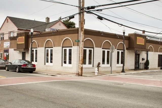 1058 Charles St, Providence, RI en alquiler - Foto del edificio - Imagen 3 de 20