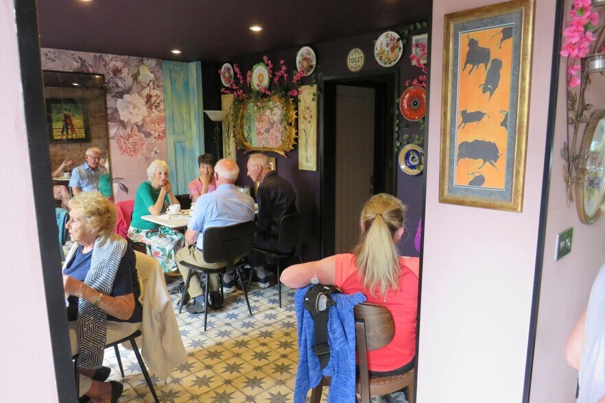 High St, Hartley Wintney en venta - Foto del interior - Imagen 3 de 4
