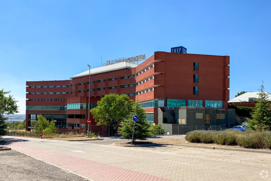 Autovía N II, Km 55, Guadalajara, Guadalajara en venta - Foto del edificio - Imagen 2 de 2