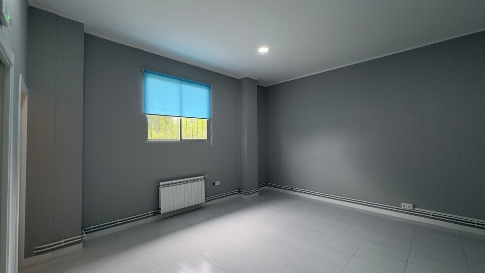 Local en Narón en venta - Foto del edificio - Imagen 3 de 29