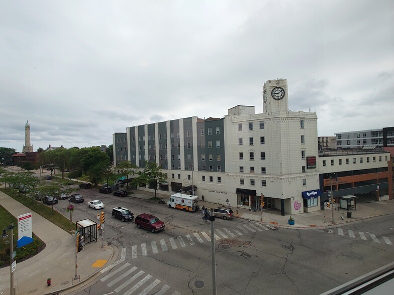 2252-2266 N Prospect Ave, Milwaukee, WI en alquiler - Foto del edificio - Imagen 2 de 8