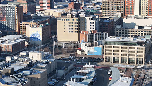 21 Virginia Ave, Indianapolis, IN en alquiler - Foto del edificio - Imagen 3 de 20