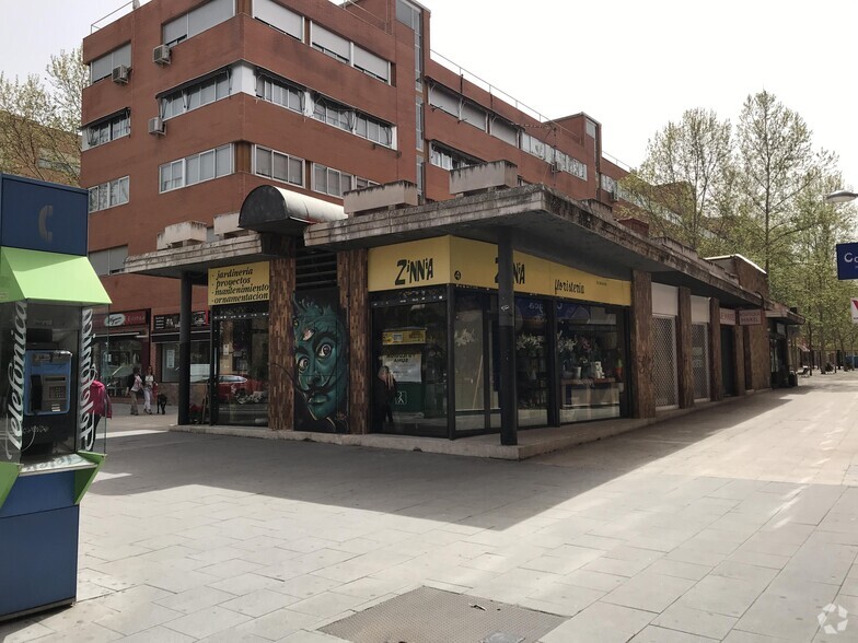 Avenida De España, 4, Pinto, Madrid en alquiler - Foto del edificio - Imagen 2 de 2