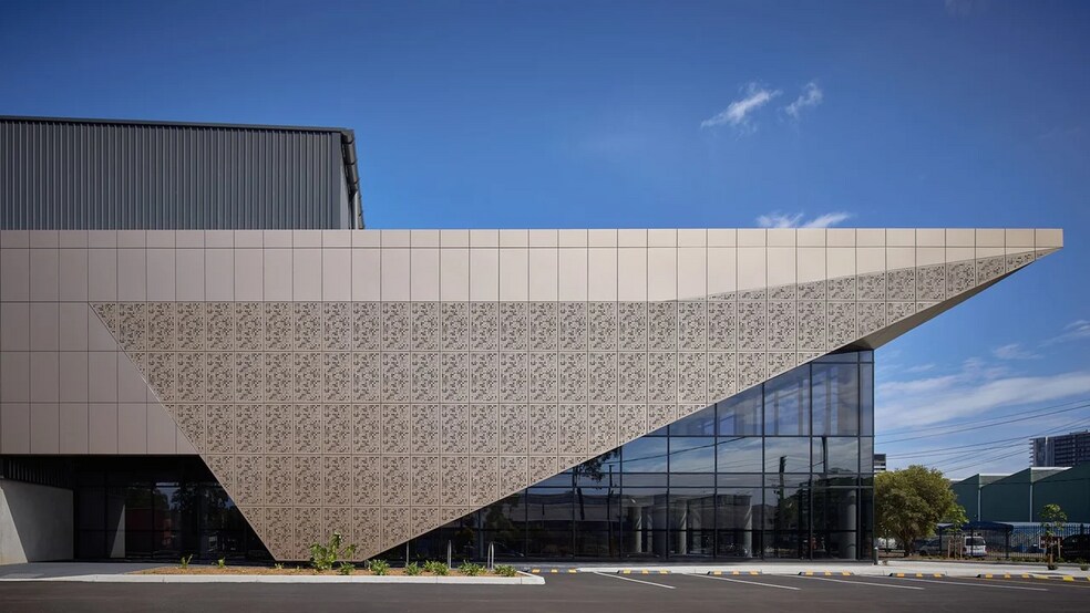 3-7 Moorebank Avenue, Moorebank en alquiler - Foto del edificio - Imagen 3 de 7