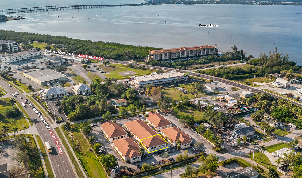 25086 Olympia Ave, Punta Gorda, FL en venta - Vista aérea - Imagen 1 de 8