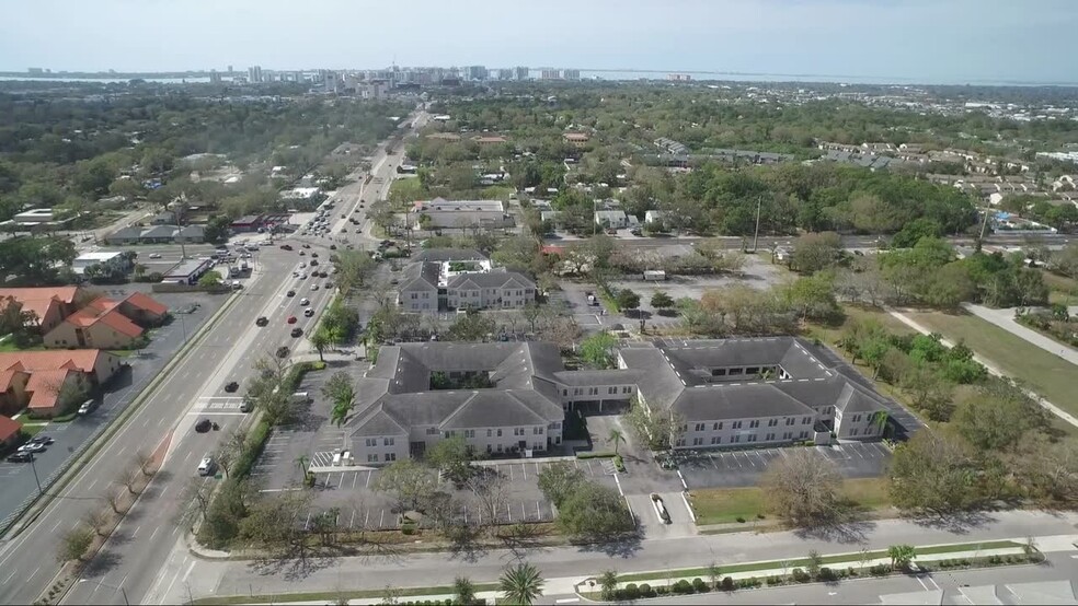 2801 Fruitville Rd, Sarasota, FL en alquiler - Vídeo de anuncio comercial - Imagen 2 de 12