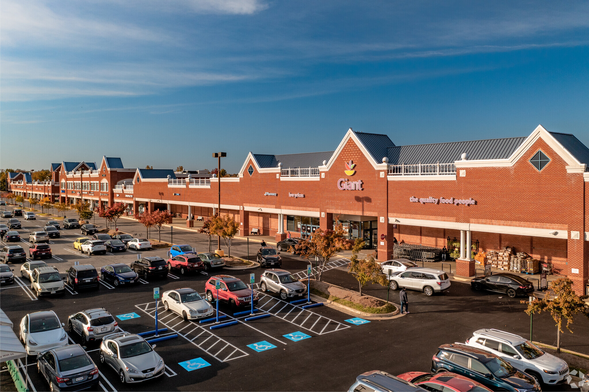 44110 Ashburn Village Shopping Plz, Ashburn, VA en alquiler Foto del edificio- Imagen 1 de 5