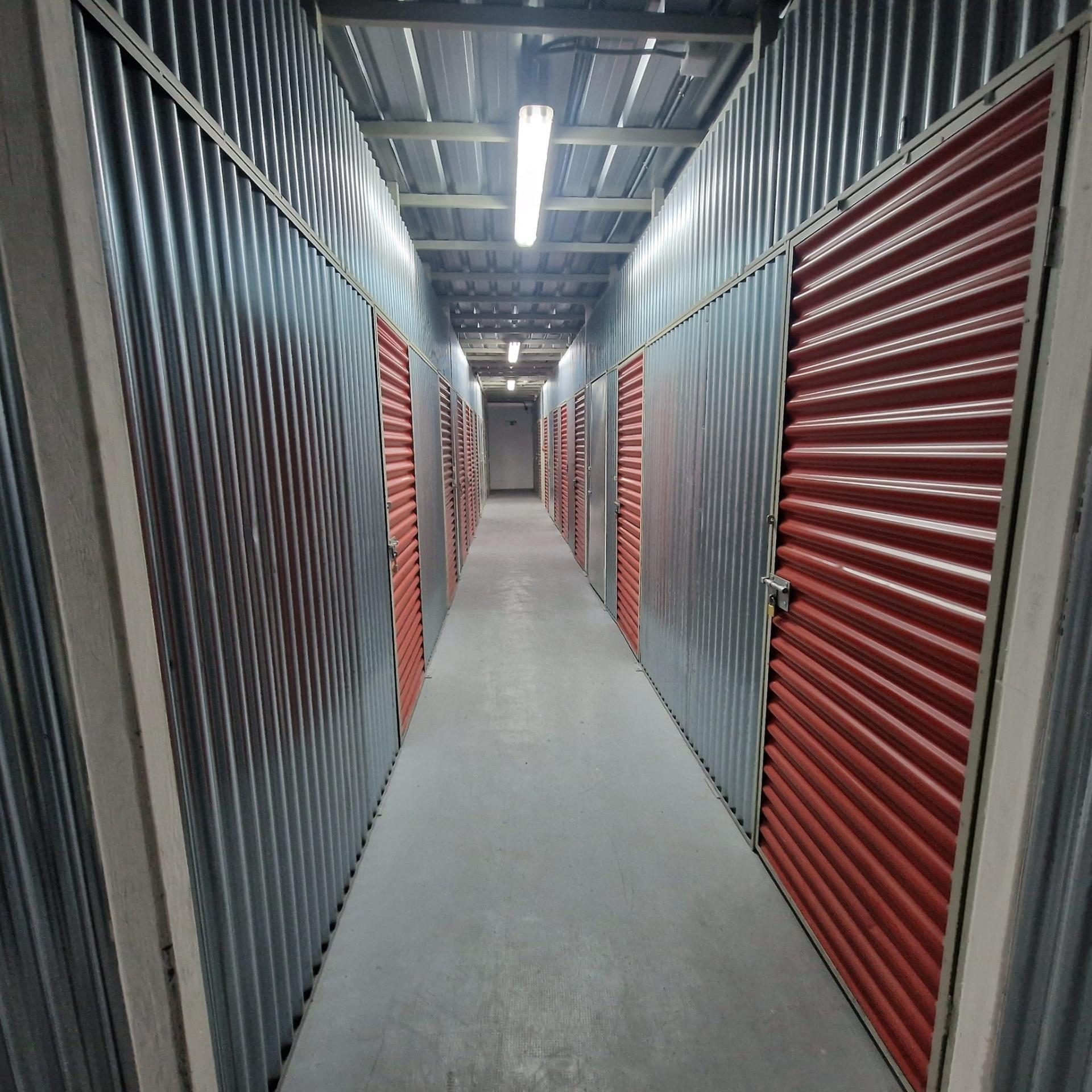 Nave en Fuenlabrada, Madrid en venta Foto del interior- Imagen 1 de 22