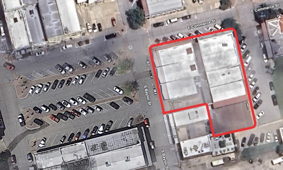 Block of South Baylor Commerce and S. St. Charles St, Brenham, TX en venta - Foto principal - Imagen 1 de 8