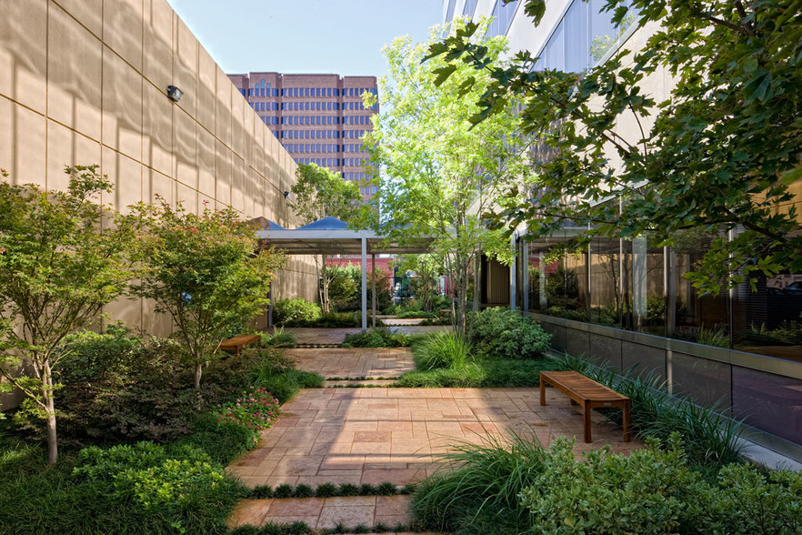 3500 Oak Lawn Ave, Dallas, TX en alquiler - Foto del edificio - Imagen 3 de 11