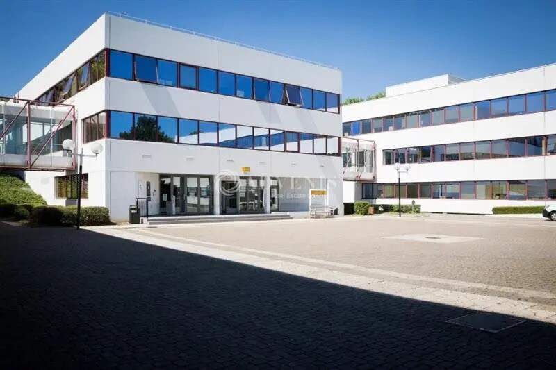 10 Avenue De L'Entreprise, Cergy en alquiler Foto del edificio- Imagen 1 de 5