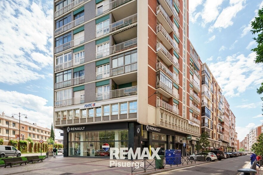 Oficina en Valladolid en venta - Foto del edificio - Imagen 1 de 107