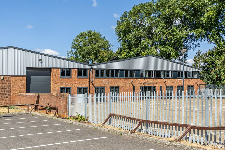500 Purley Way, Croydon en alquiler - Foto del edificio - Imagen 3 de 3