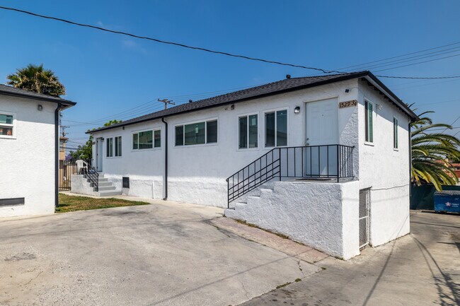 Más detalles de 1525 W 105th St, Los Angeles, CA - Edificio residencial​ en venta