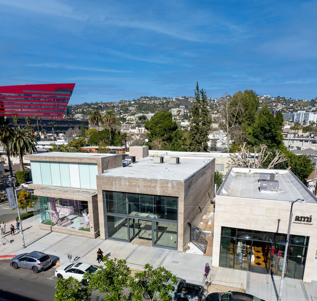 8585 Melrose Ave, West Hollywood, CA en alquiler - Foto del edificio - Imagen 2 de 5