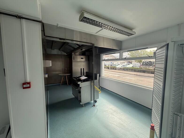 1-3 Latheron Ln, Ullapool en venta - Foto del edificio - Imagen 2 de 7