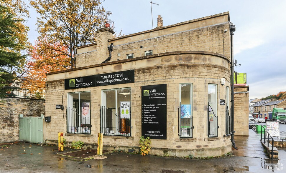 260 Lockwood Rd, Huddersfield en alquiler - Foto del edificio - Imagen 3 de 3