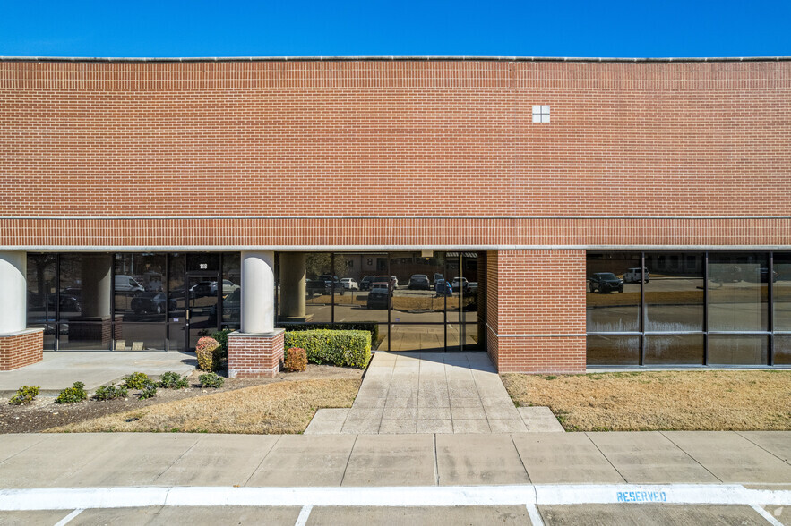 3220 Keller Springs Rd, Carrollton, TX en alquiler - Foto del edificio - Imagen 3 de 6