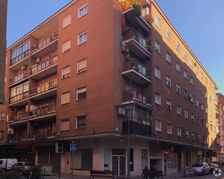 Calle Joaquina Santander, 46, Talavera De La Reina, Toledo en venta - Foto del edificio - Imagen 3 de 4