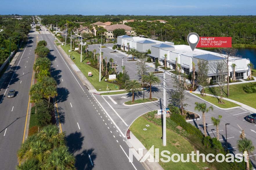 600-604 SE Indian St, Stuart, FL en alquiler - Foto del edificio - Imagen 2 de 8