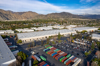 975-985 W 8th St, Azusa, CA - vista aérea  vista de mapa