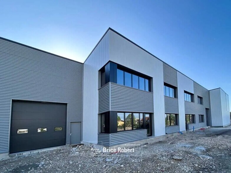 Flex en Pierre-Bénite en alquiler - Foto del edificio - Imagen 1 de 4