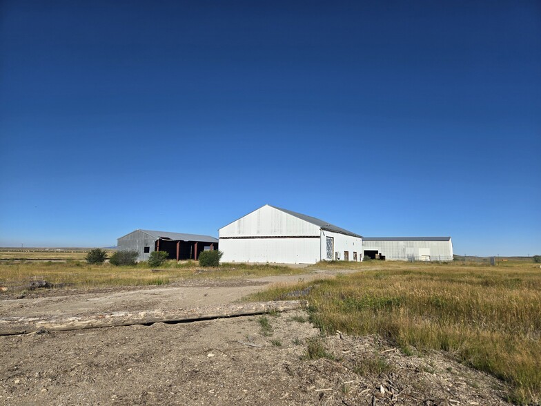 301 Railroad Ave, Judith Gap, MT en venta - Foto principal - Imagen 1 de 14