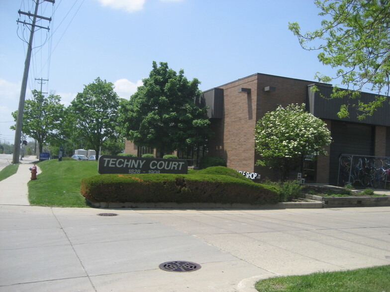 1828-1892 Techny Ct, Northbrook, IL en alquiler - Foto del edificio - Imagen 1 de 1