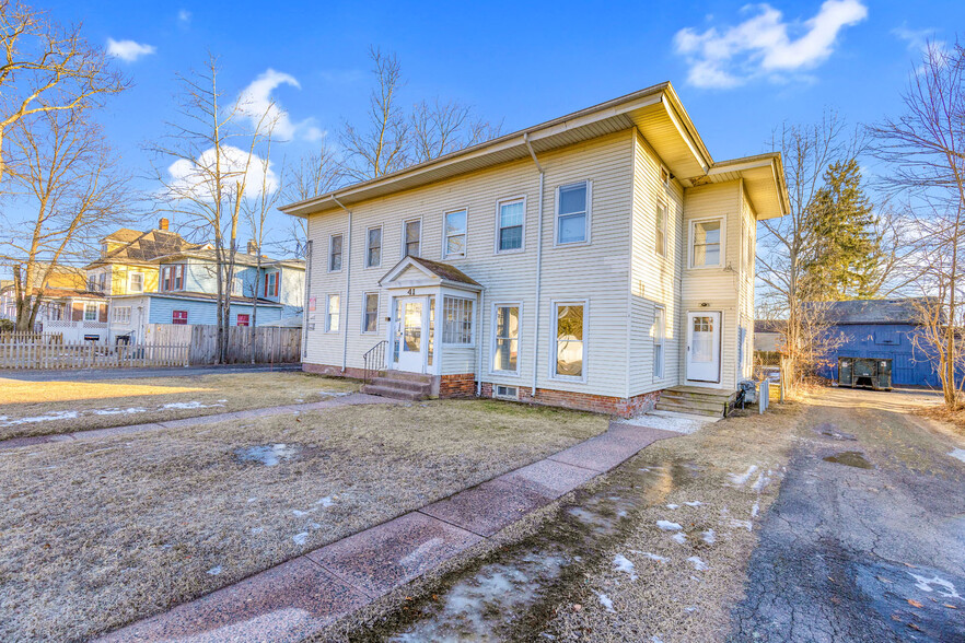 39-41 Central Ave, East Hartford, CT en venta - Foto del edificio - Imagen 1 de 5