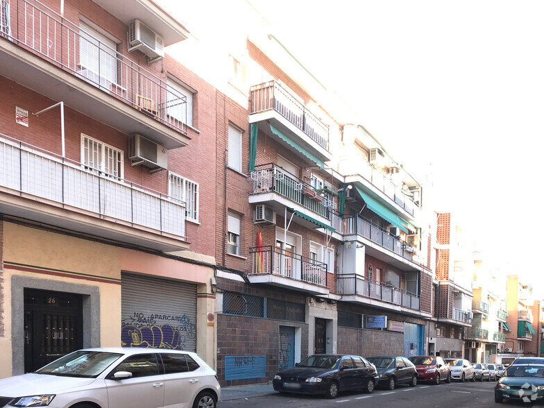 Calle Alejandrina Morán, 24, Madrid, Madrid en venta - Foto del edificio - Imagen 2 de 2