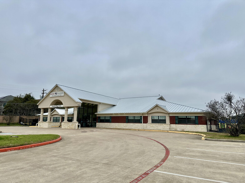 1301 N Lakeline Blvd, Cedar Park, TX en venta - Foto del edificio - Imagen 2 de 23