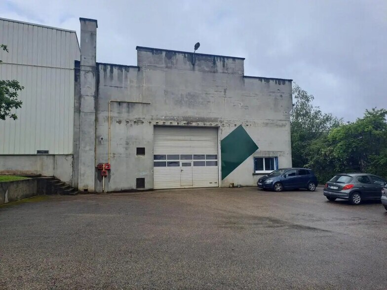 Flex en Oyonnax en venta - Foto del edificio - Imagen 1 de 2