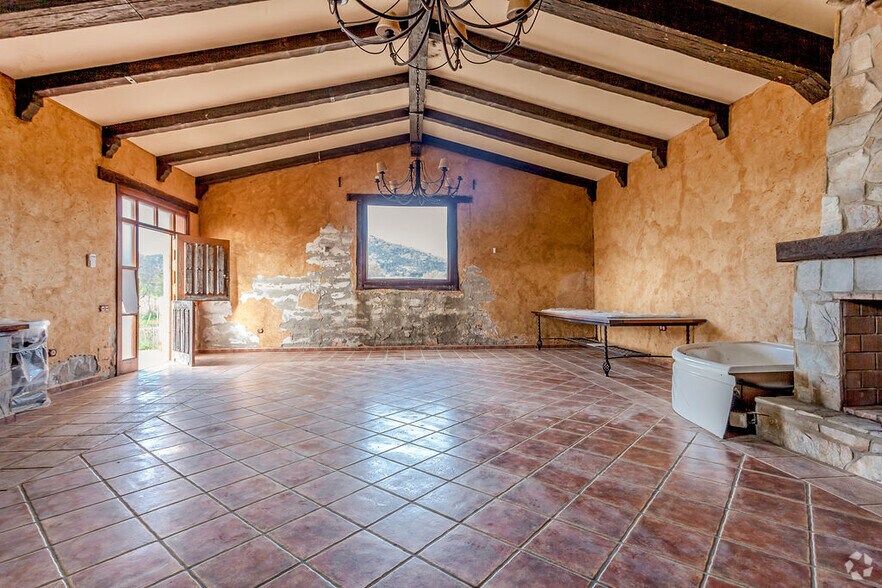 Terreno en Cadalso de los Vidrios, Madrid en venta - Foto del edificio - Imagen 3 de 18