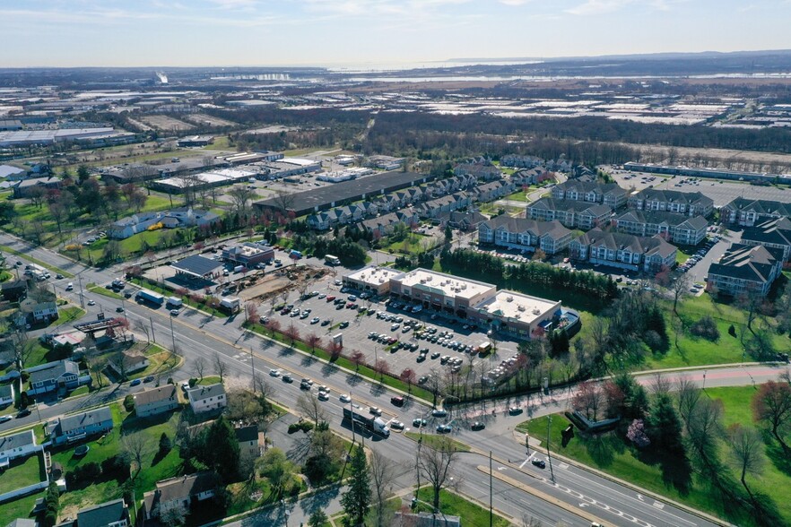 Woodbridge Ave & College Dr, Edison, NJ en alquiler - Foto del edificio - Imagen 2 de 6