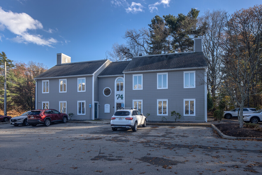 74 Faunce Corner Rd, Dartmouth, MA en venta - Foto del edificio - Imagen 1 de 6