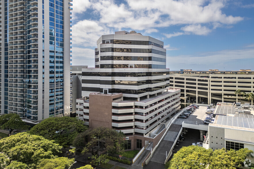 1357 Kapiolani Blvd, Honolulu, HI en alquiler - Foto del edificio - Imagen 1 de 7