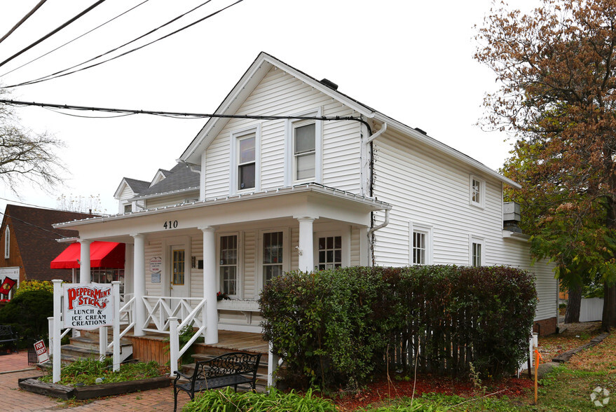 410 Robert Parker Coffin Rd, Long Grove, IL en alquiler - Foto del edificio - Imagen 2 de 3