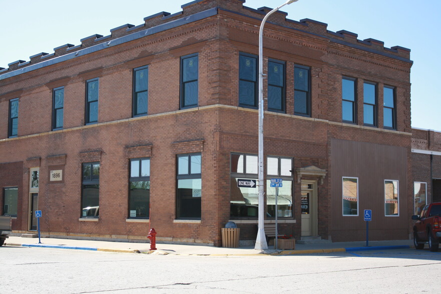 201 N Main St, Buffalo Center, IA en alquiler - Foto del edificio - Imagen 1 de 26