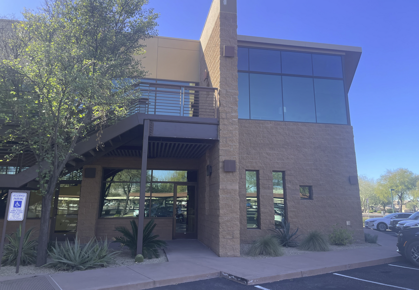 7010 E Acoma Dr, Scottsdale, AZ en alquiler - Foto del edificio - Imagen 2 de 17