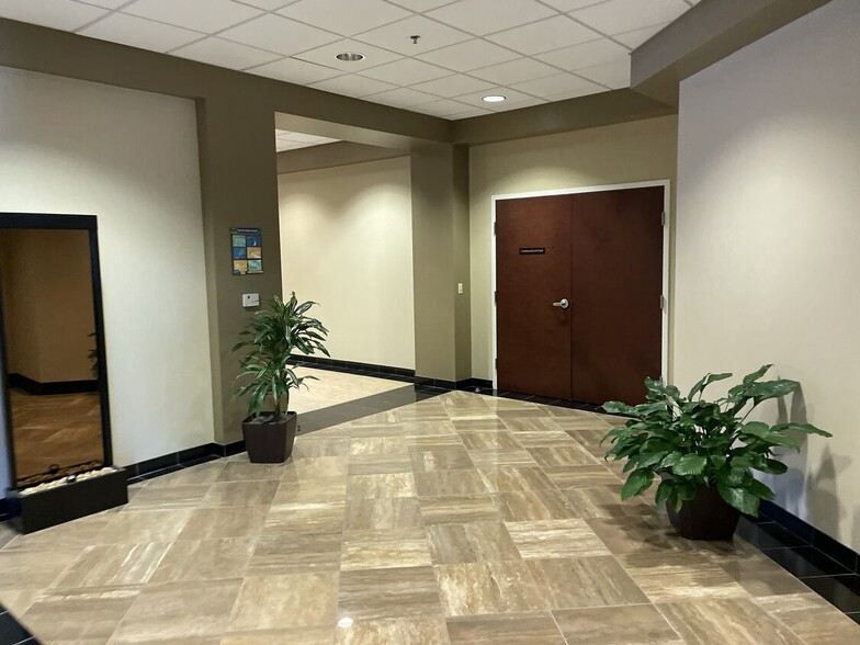 1825 Commerce Center Blvd, Fairborn, OH en alquiler - Foto del interior - Imagen 3 de 9