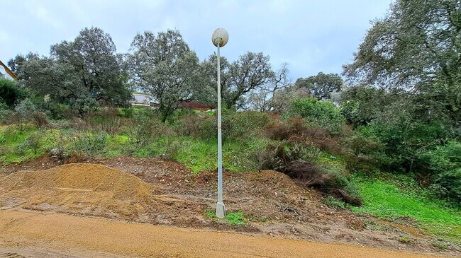 Más detalles de Calle Santiponce, 3, Guillena - Terreno en venta