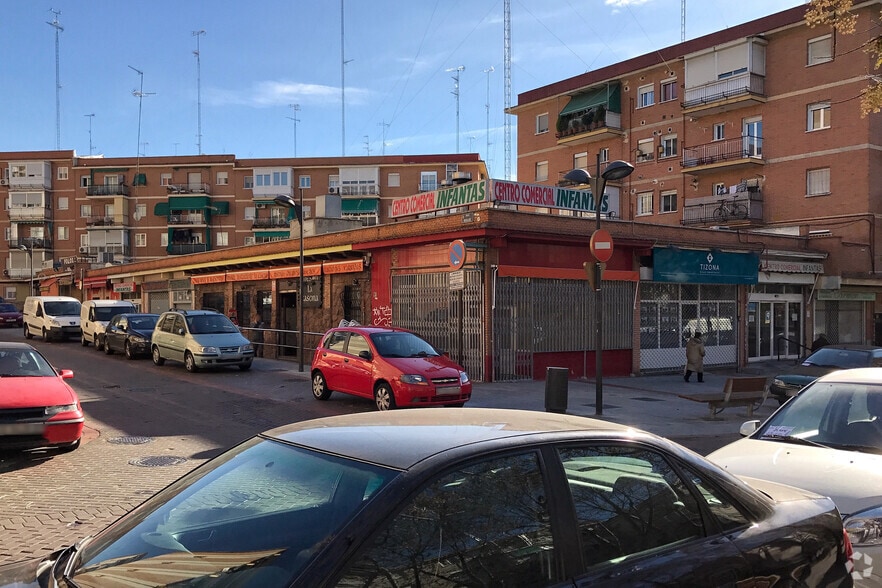 Calle Cisneros, 22, Alcorcón, Madrid en venta - Foto del edificio - Imagen 2 de 3