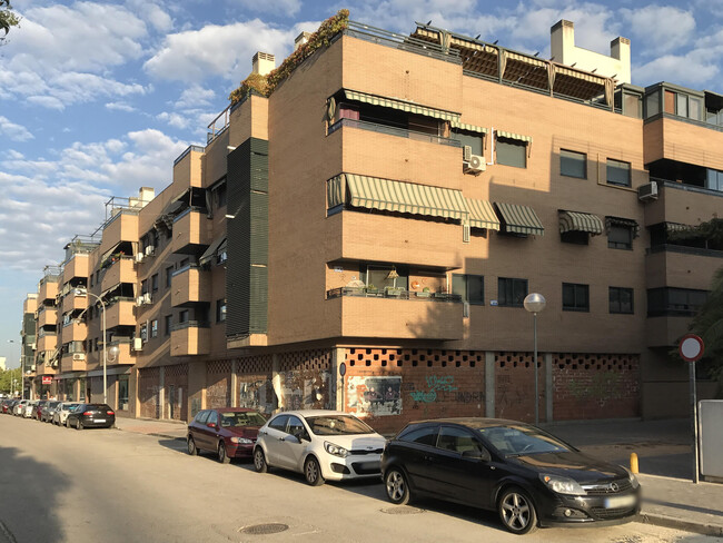 Más detalles de Calle Manuel Jiménez "El Alguacil", 4, Pinto - Edificio residencial​ en venta