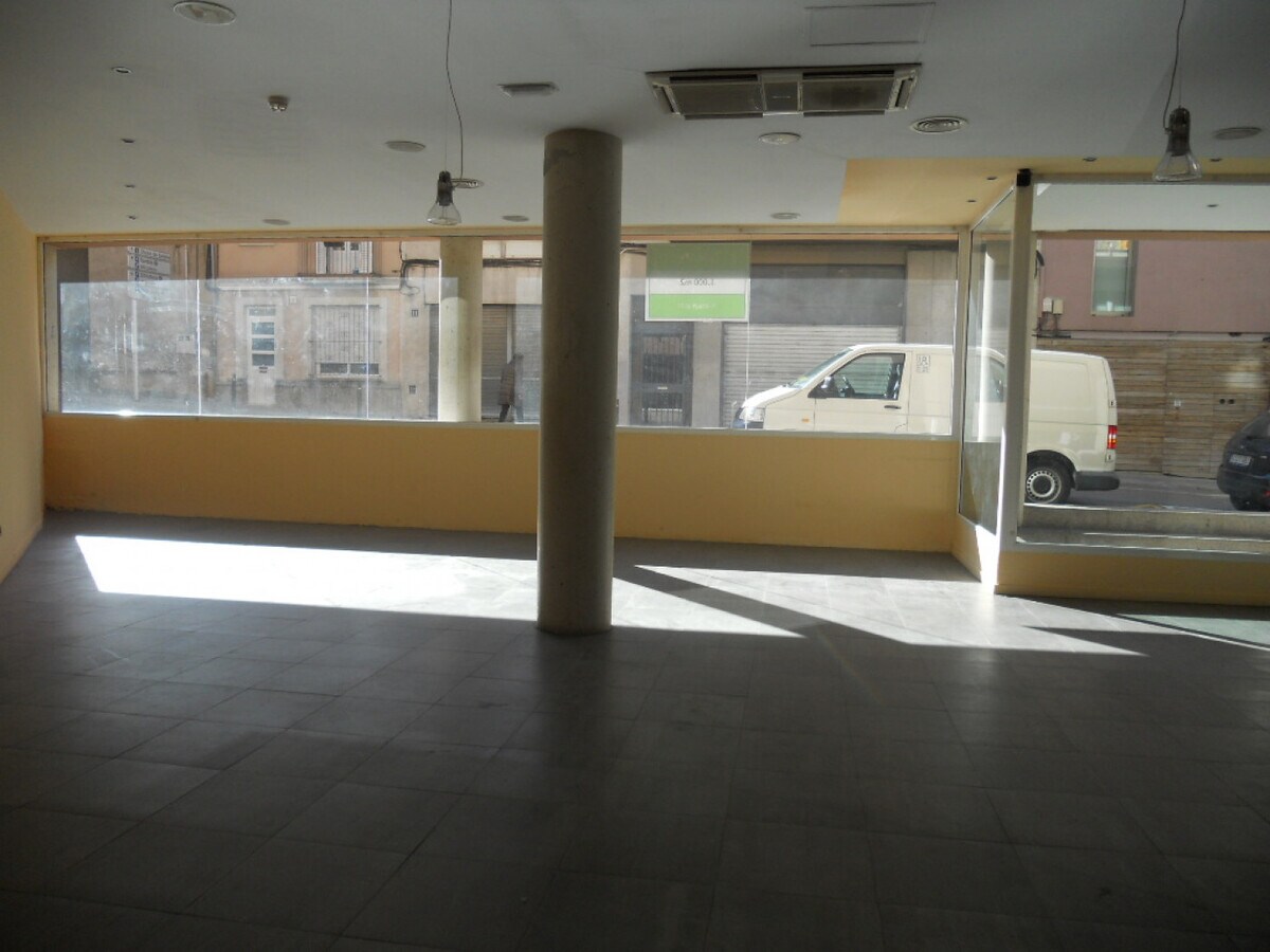 Vilafranca del Penedès, BAR 08720 - Unidad - -  - Foto del interior - Image 1 of 29