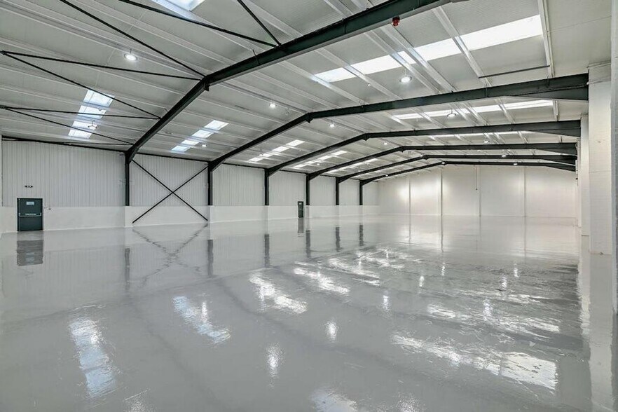 Gorrells Way, Rochdale en alquiler - Foto del edificio - Imagen 3 de 17