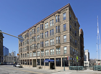 Más detalles para 106-108 W Wells St, Milwaukee, WI - Locales en venta