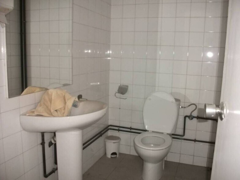 Nave en Manresa, Barcelona en alquiler - Foto del edificio - Imagen 2 de 5